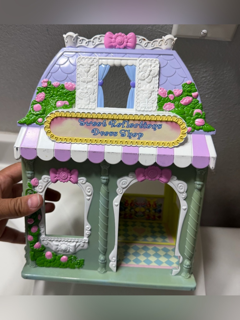 Vintage 2002 My Little Pony Sweet Reflections Dress Shop Playset